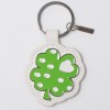 /TKSP/413 Portachiavi ecopelle bianco h9,5 QUADRIFOGLIO verde